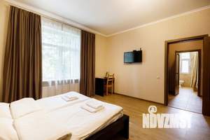 1-к квартира, посуточно, 46м2, 1/1 этаж
