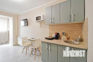 Студия квартира, посуточно, 12м2, 1/5 этаж