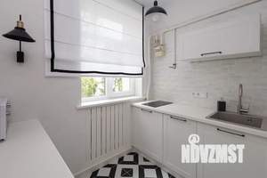 1-к квартира, посуточно, 46м2, 3/3 этаж