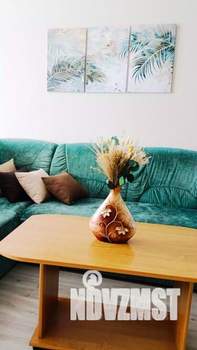 2-к квартира, посуточно, 77м2, 1/1 этаж