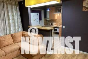 2-к квартира, посуточно, 40м2, 2/3 этаж