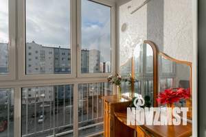 1-к квартира, посуточно, 42м2, 6/9 этаж