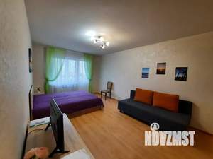 1-к квартира, посуточно, 45м2, 2/9 этаж