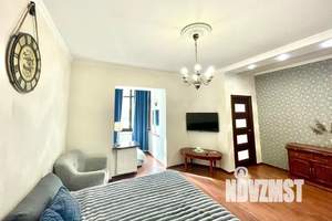 1-к квартира, посуточно, 42м2, 1/4 этаж