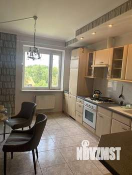 3-к квартира, на длительный срок, 100м2, 5/6 этаж