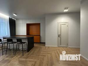 1-к квартира, посуточно, 69м2, 3/8 этаж