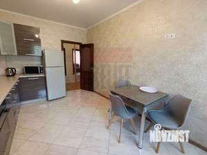 2-к квартира, на длительный срок, 70м2, 4/8 этаж