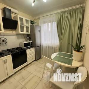 1-к квартира, посуточно, 31м2, 1/5 этаж