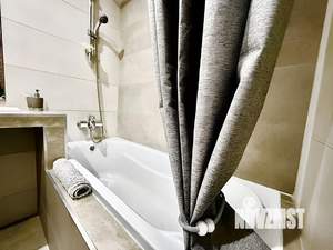 1-к квартира, посуточно, 47м2, 6/10 этаж