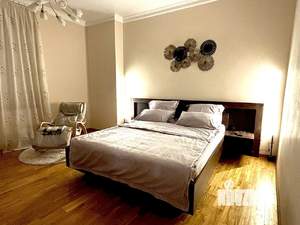 3-к квартира, посуточно, 81м2, 2/4 этаж