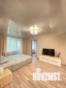 2-к квартира, посуточно, 45м2, 1/1 этаж