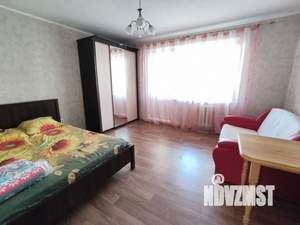 1-к квартира, посуточно, 60м2, 1/1 этаж