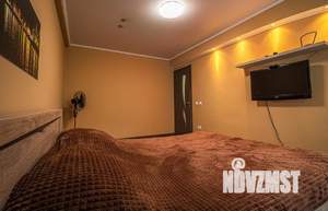 2-к квартира, посуточно, 43м2, 1/1 этаж