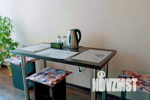 1-к квартира, посуточно, 42м2, 6/9 этаж