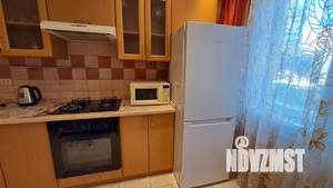 2-к квартира, посуточно, 65м2, 1/5 этаж