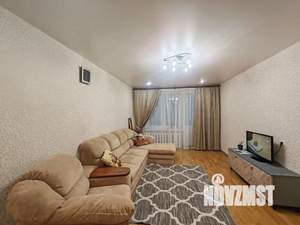 3-к квартира, посуточно, 72м2, 1/1 этаж