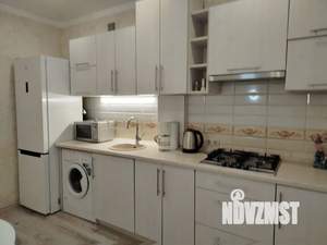 1-к квартира, посуточно, 37м2, 1/8 этаж