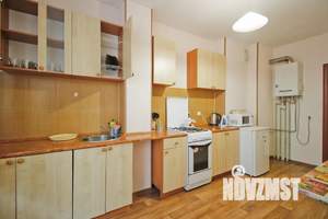 1-к квартира, посуточно, 47м2, 2/9 этаж