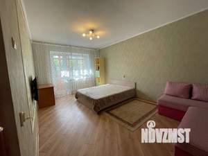 1-к квартира, посуточно, 37м2, 1/9 этаж