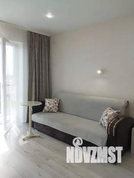 1-к квартира, посуточно, 44м2, 6/9 этаж