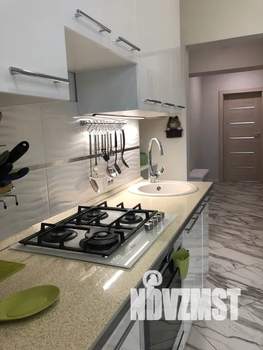 1-к квартира, посуточно, 46м2, 5/10 этаж