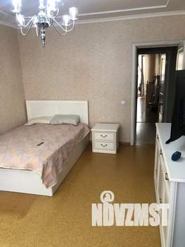 3-к квартира, посуточно, 106м2, 1/10 этаж