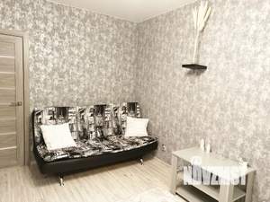 1-к квартира, посуточно, 38м2, 4/10 этаж