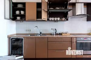 2-к квартира, посуточно, 80м2, 1/1 этаж