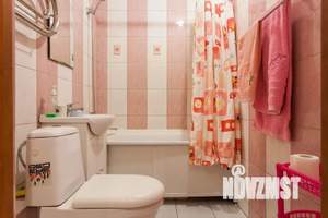 1-к квартира, посуточно, 37м2, 4/9 этаж