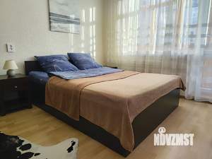 1-к квартира, посуточно, 39м2, 6/9 этаж