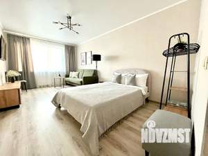 1-к квартира, посуточно, 40м2, 16/17 этаж