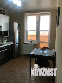 1-к квартира, посуточно, 42м2, 6/7 этаж