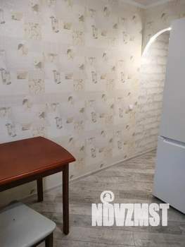 1-к квартира, посуточно, 34м2, 2/10 этаж