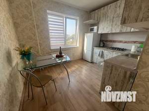 1-к квартира, посуточно, 40м2, 4/5 этаж