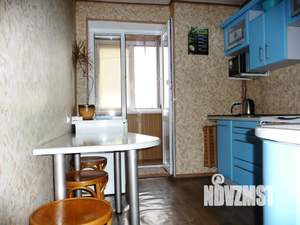 1-к квартира, посуточно, 40м2, 4/9 этаж