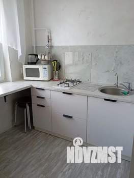 1-к квартира, посуточно, 32м2, 8/10 этаж