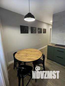 1-к квартира, посуточно, 38м2, 4/10 этаж