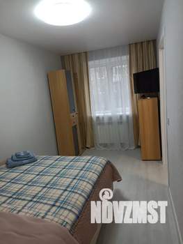 1-к квартира, посуточно, 44м2, 3/5 этаж