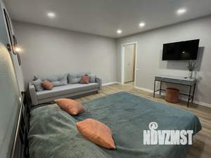 1-к квартира, посуточно, 38м2, 4/10 этаж