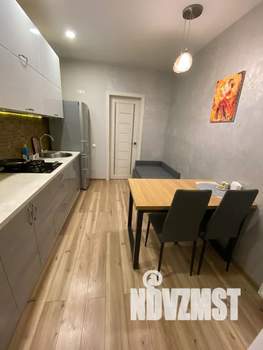1-к квартира, посуточно, 37м2, 2/9 этаж