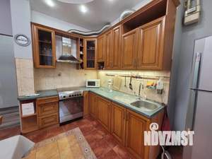 3-к квартира, посуточно, 87м2, 1/1 этаж