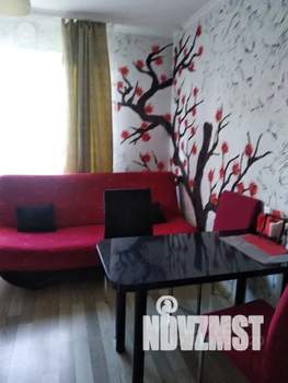 1-к квартира, посуточно, 42м2, 6/9 этаж