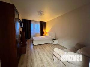 1-к квартира, посуточно, 40м2, 7/8 этаж
