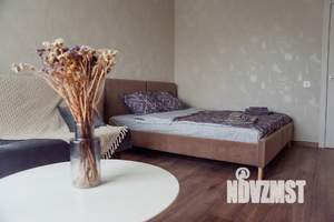 1-к квартира, посуточно, 37м2, 4/8 этаж