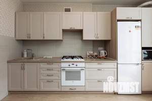 1-к квартира, посуточно, 43м2, 1/1 этаж