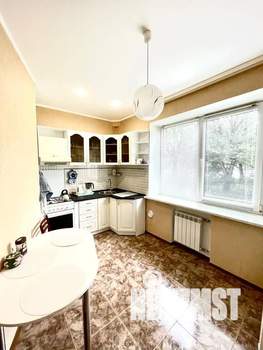 1-к квартира, посуточно, 43м2, 1/4 этаж