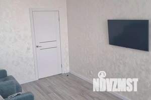 1-к квартира, посуточно, 40м2, 11/16 этаж