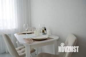 1-к квартира, посуточно, 36м2, 4/9 этаж