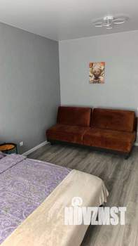 1-к квартира, посуточно, 35м2, 1/8 этаж