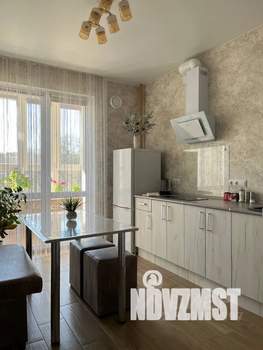 1-к квартира, посуточно, 40м2, 4/8 этаж